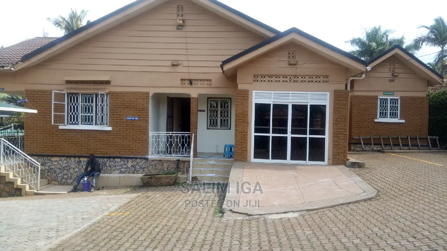 4bdrm Chalet in Kololo Property, Central Division for Rent in Central Division