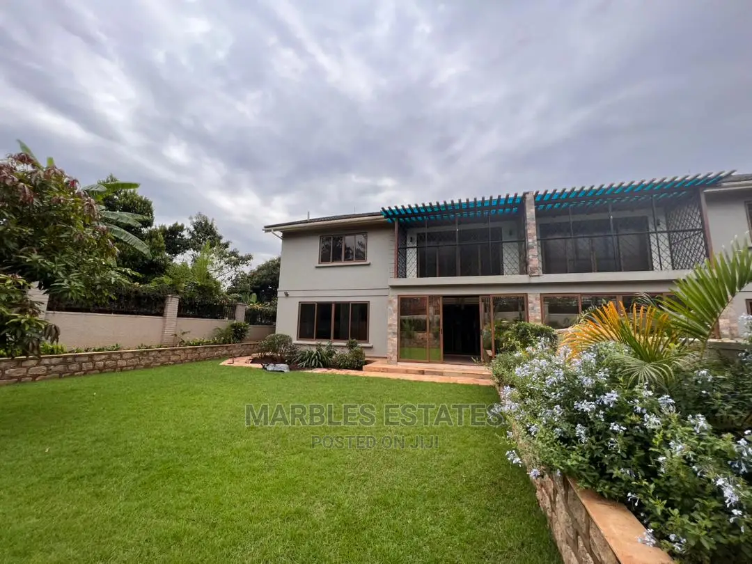 4bdrm Townhouse / Terrace in Kololo, Central Division for Rent in Central Division