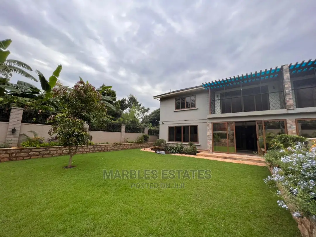 4bdrm Townhouse / Terrace in Kololo, Central Division for Rent in Central Division