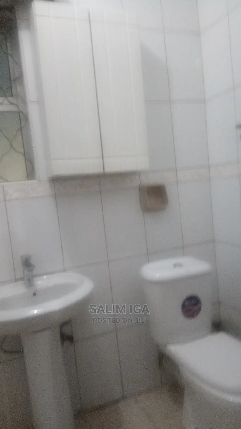 5bdrm Duplex in Kololo Property, Central Division for Rent in Central Division
