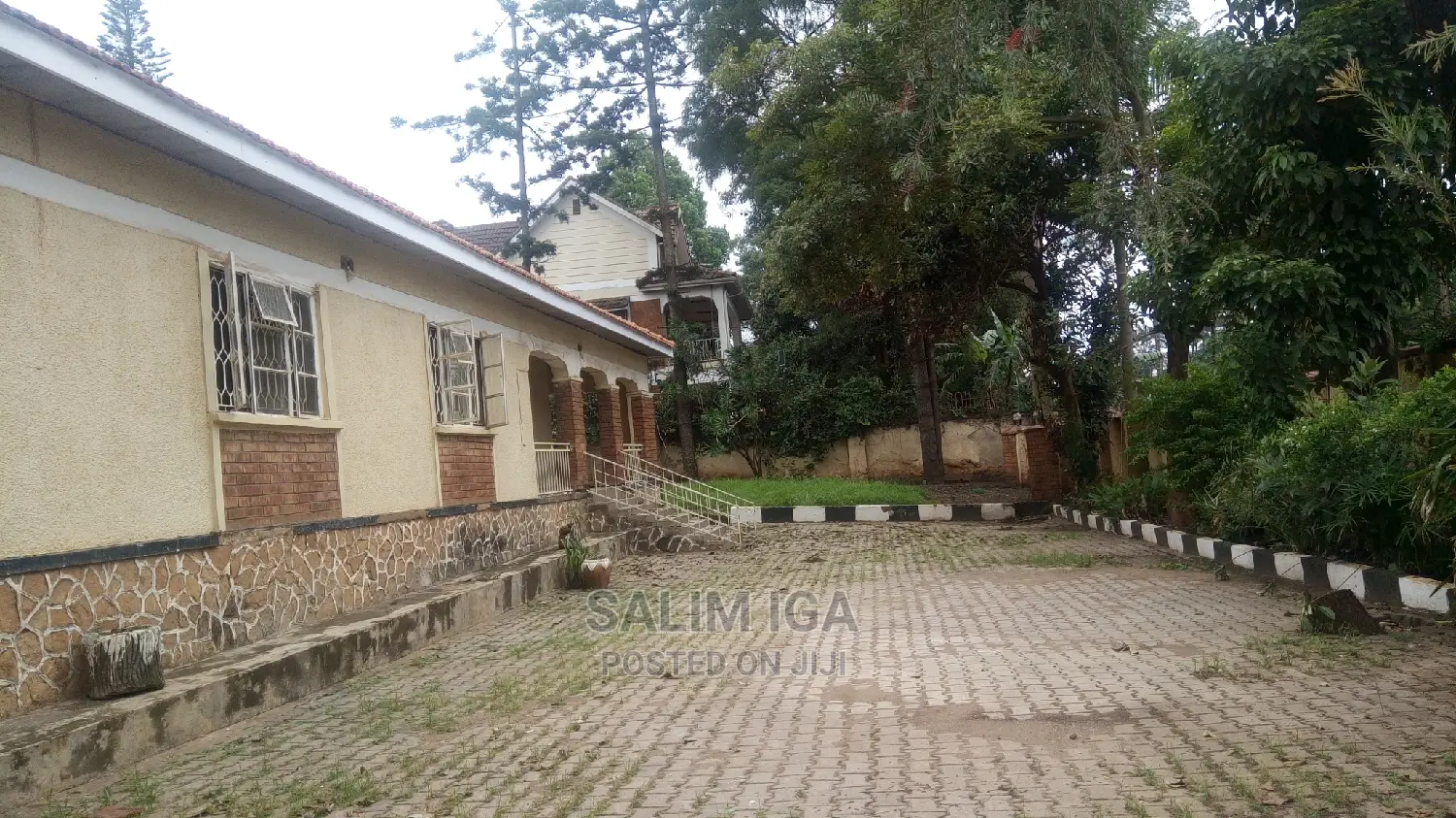 4bdrm Bungalow in Kololo Property, Central Division for Rent in Central Division