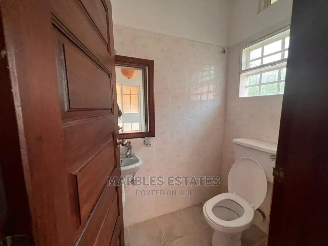 4bdrm House in Mbuya, Central Division for Rent in Central Division