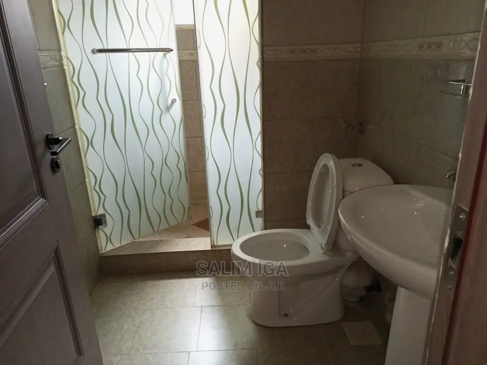 4bdrm Duplex in Kololo Property, Central Division for Rent in Central Division