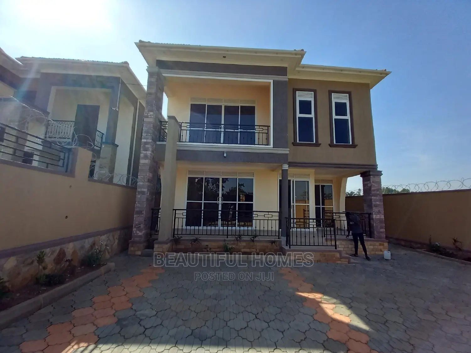 Furnished 4bdrm Duplex in Najjera Gated Estate, Central Division in Central Division