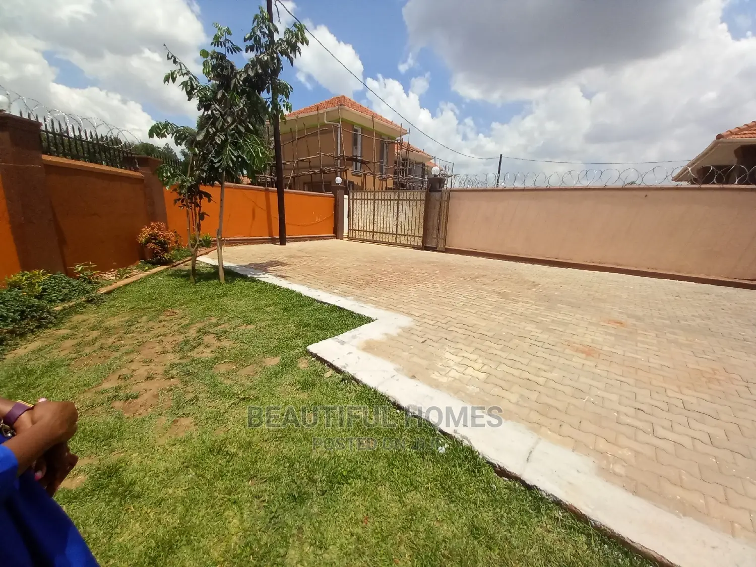 Furnished 4bdrm Bungalow in Kisaasi, Central Division for Sale in Central Division