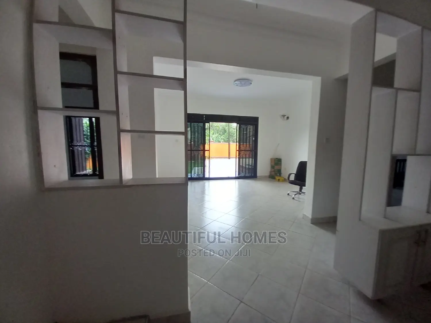 Furnished 4bdrm Bungalow in Kisaasi, Central Division for Sale in Central Division