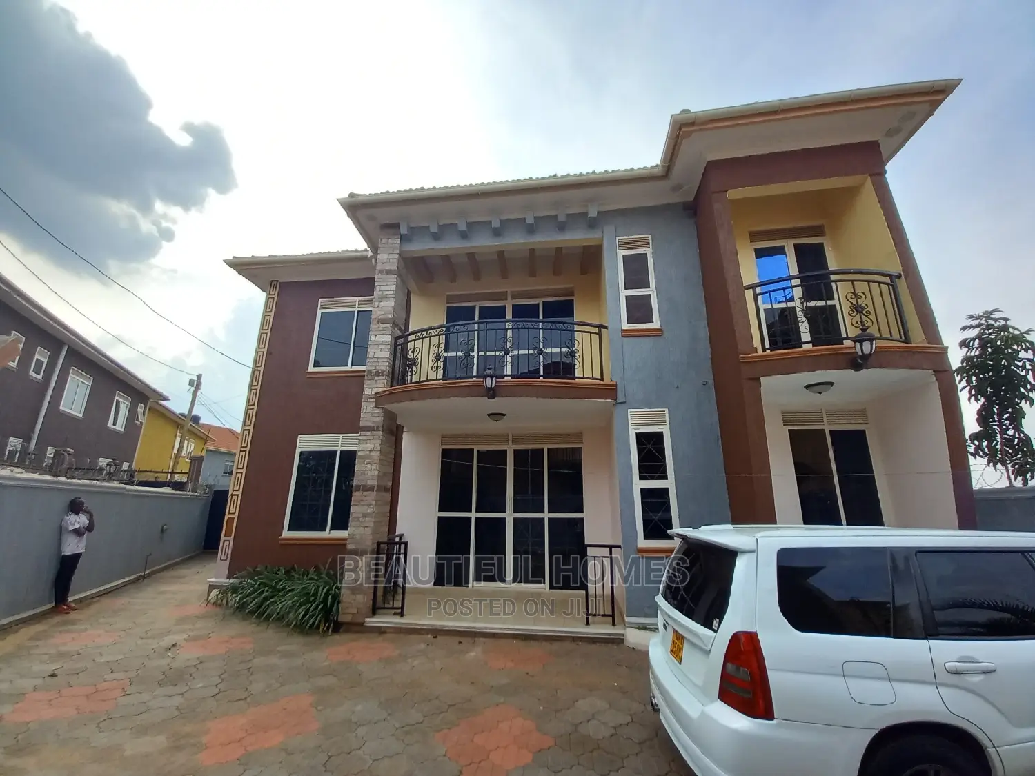 Furnished 5bdrm House in Kira, Central Division for Sale in Central Division