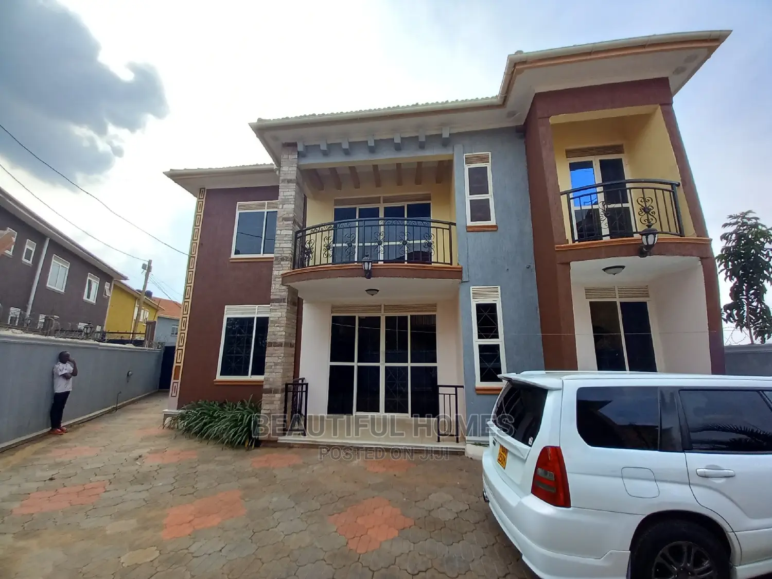 Furnished 5bdrm House in Kira, Central Division for Sale in Central Division