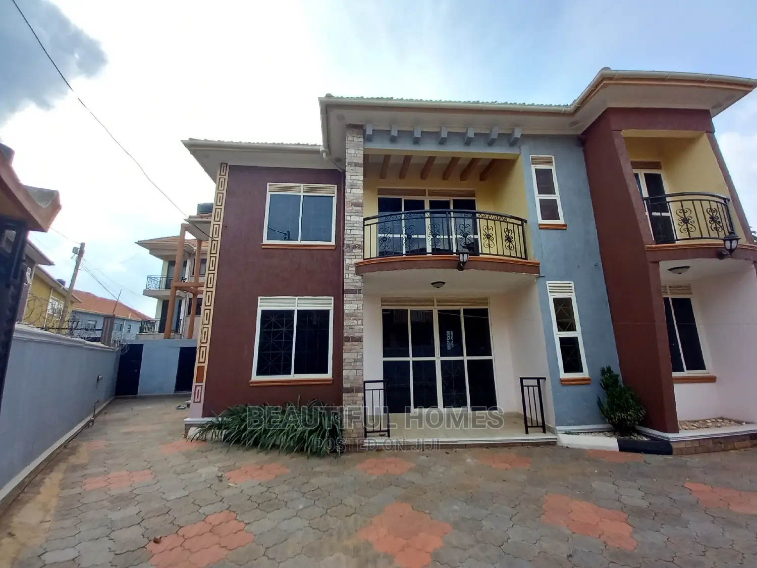 Furnished 5bdrm House in Kira Posh for Sale in Kira