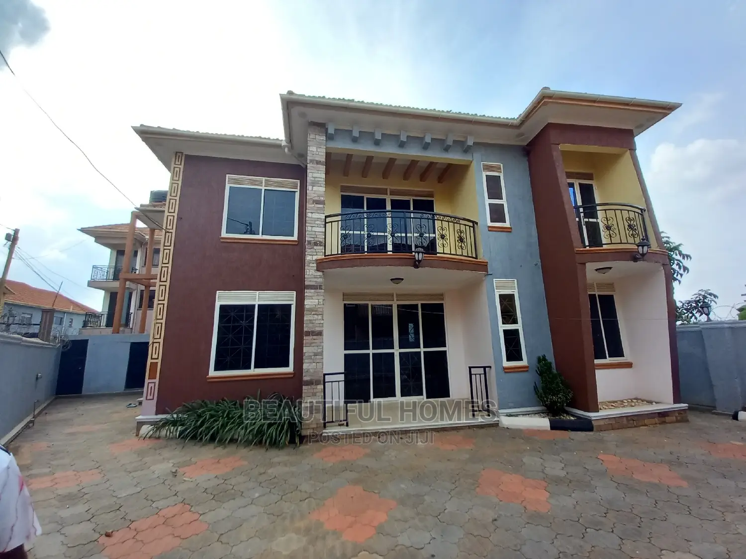 Furnished 5bdrm House in Kira Posh for Sale in Kira