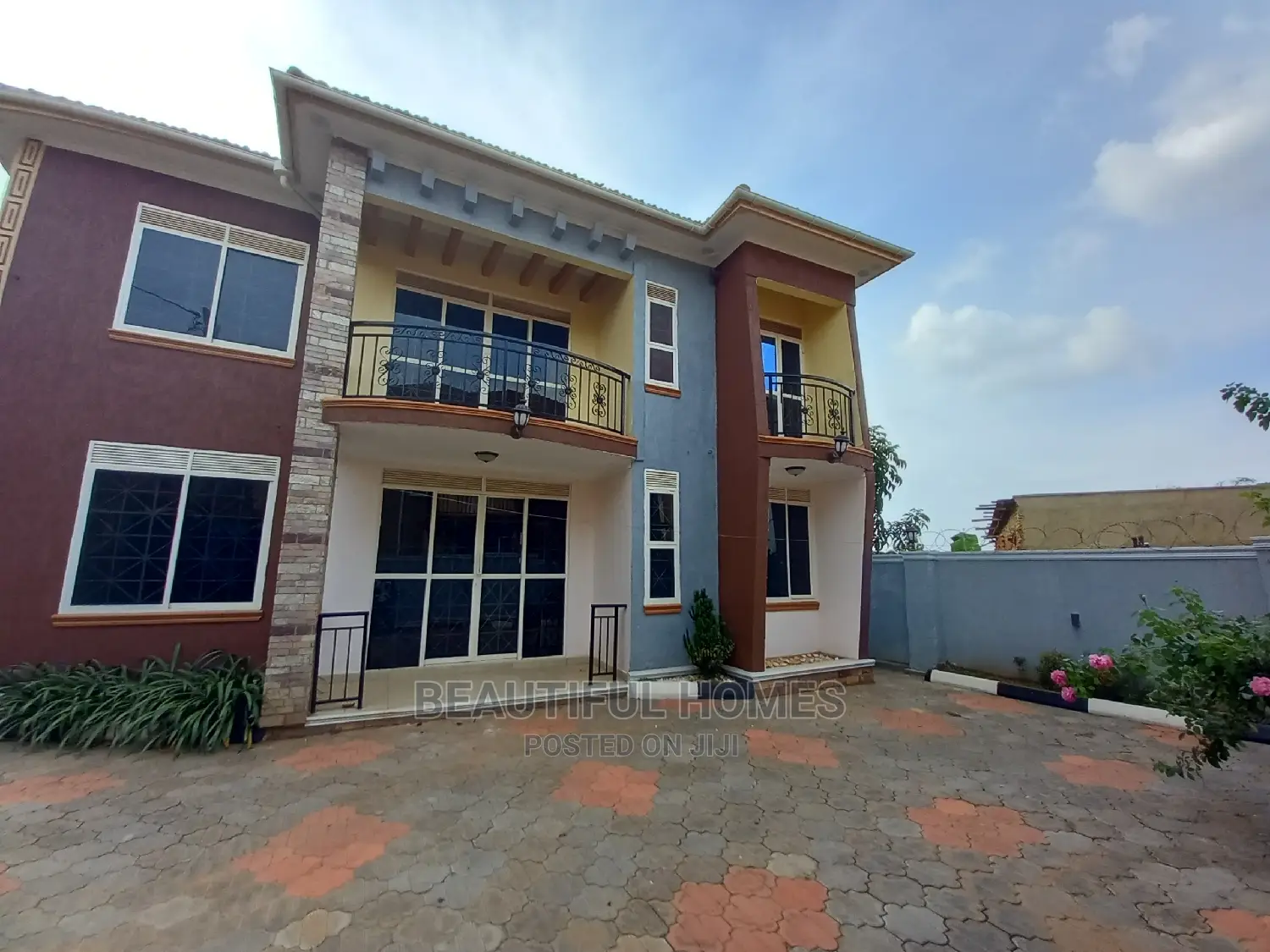 Furnished 5bdrm House in Kira Posh for Sale in Kira