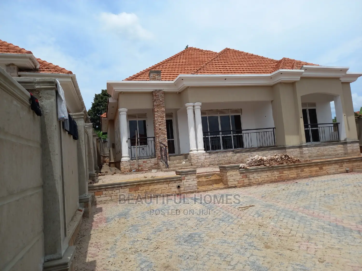 Furnished 4bdrm Bungalow in Kira Well Planned for Sale in Kira