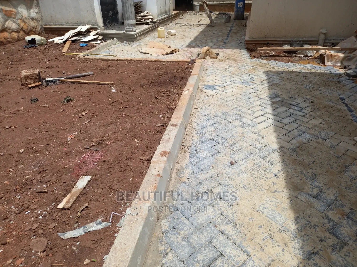 Furnished 4bdrm House in Kira for Sale in Kira
