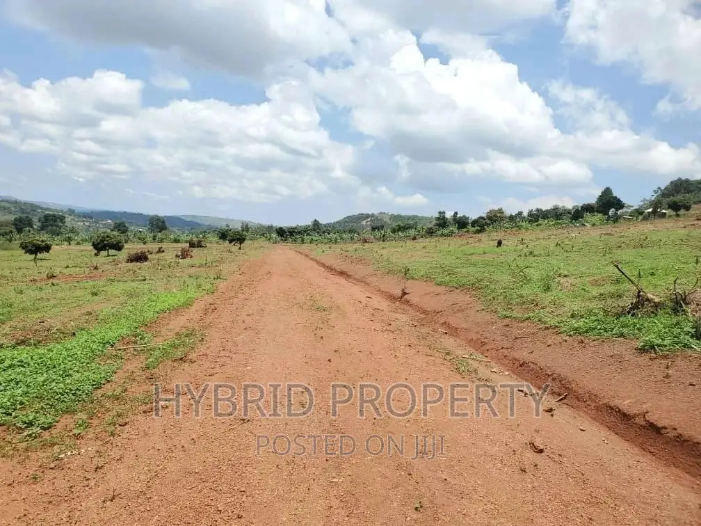 Prime Plots for Sale at Nakawuka~Katalemwa Estate~Entebbe Rd in Ssisa