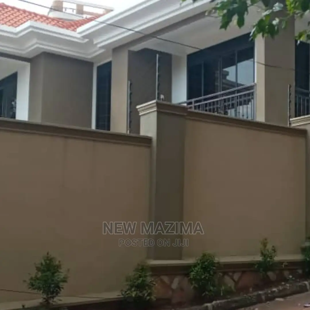 5bdrm House in Muyenga Heights, Division a for Sale in Division A