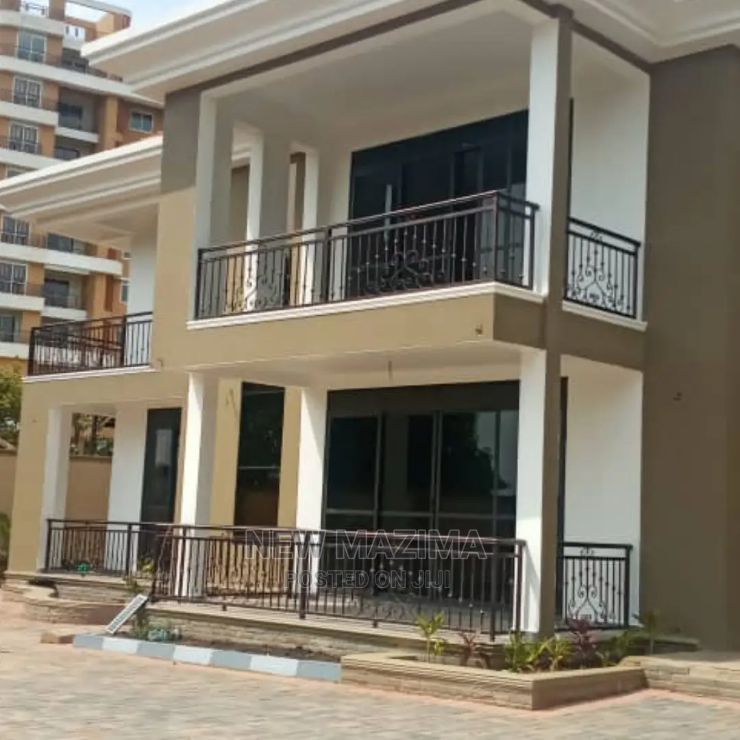 5bdrm House in Muyenga Heights, Division a for Sale in Division A