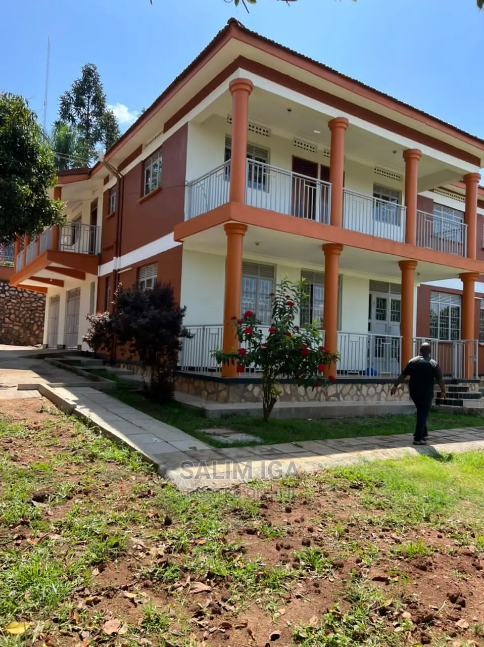 7bdrm Duplex in Kololo Property, Central Division for Rent in Central Division