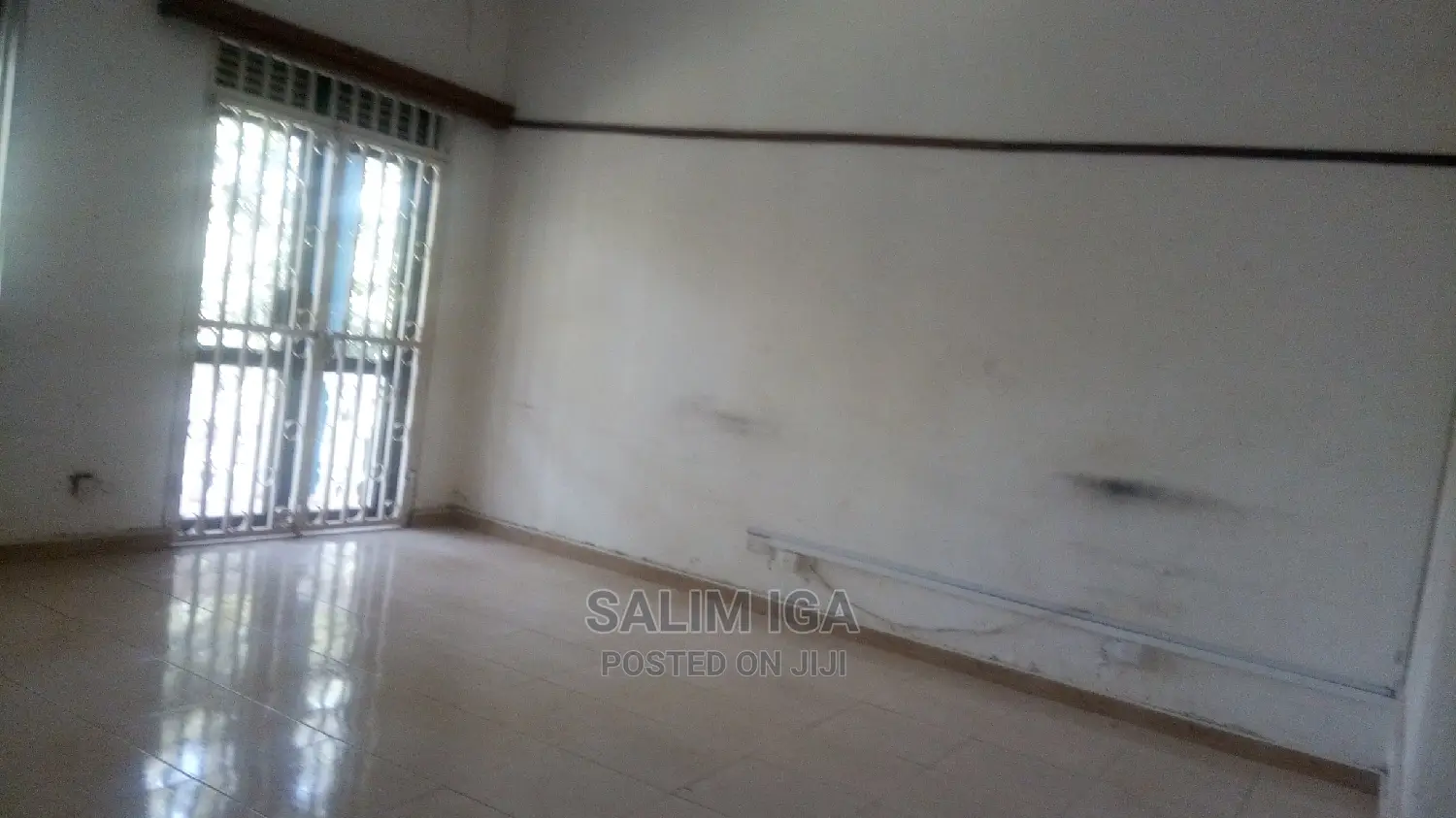 7bdrm Duplex in Kololo Property, Central Division for Rent in Central Division