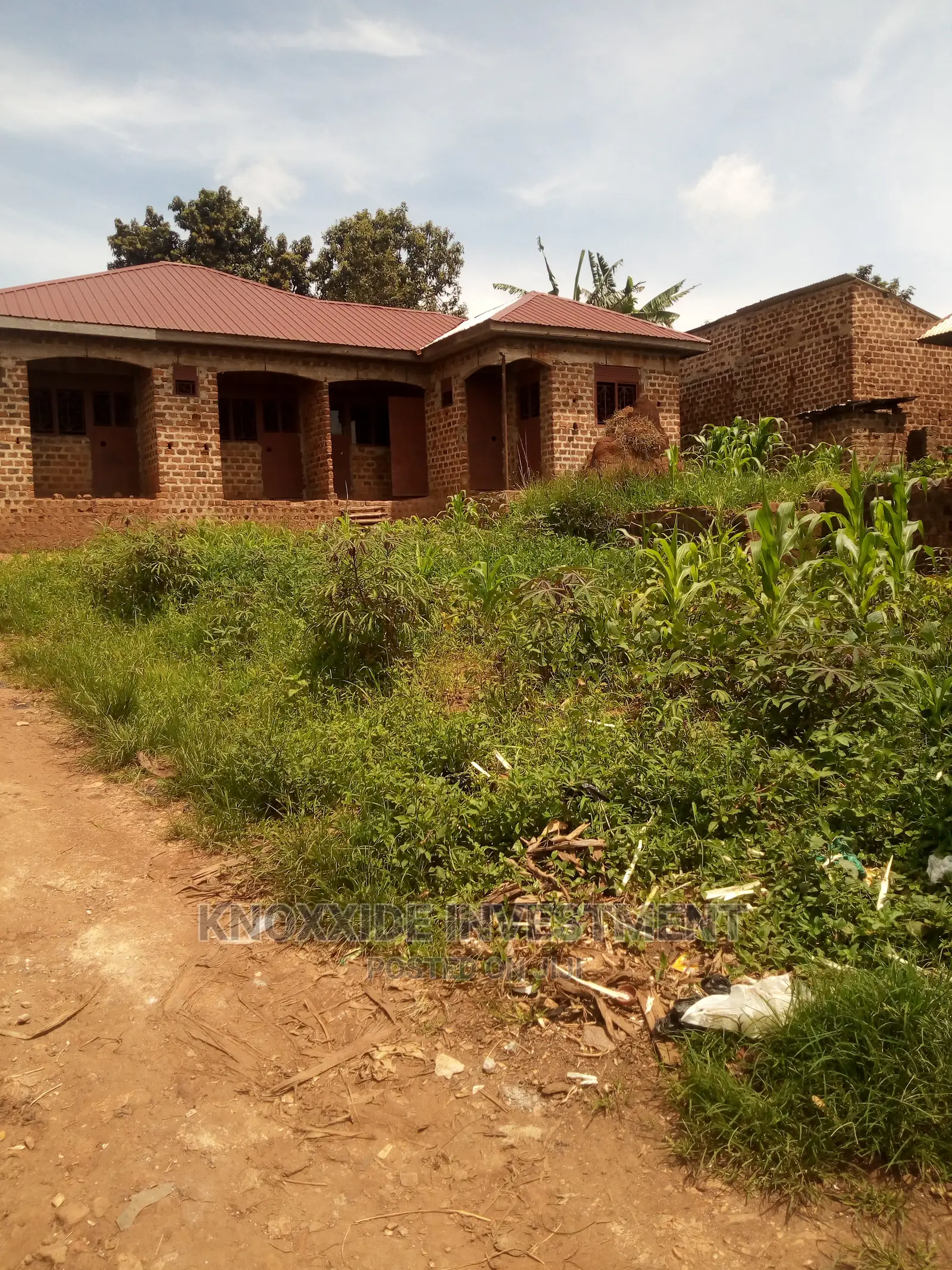 Plot for Sale 50x50ft at 12m Ugx Sentema Town in Central Division