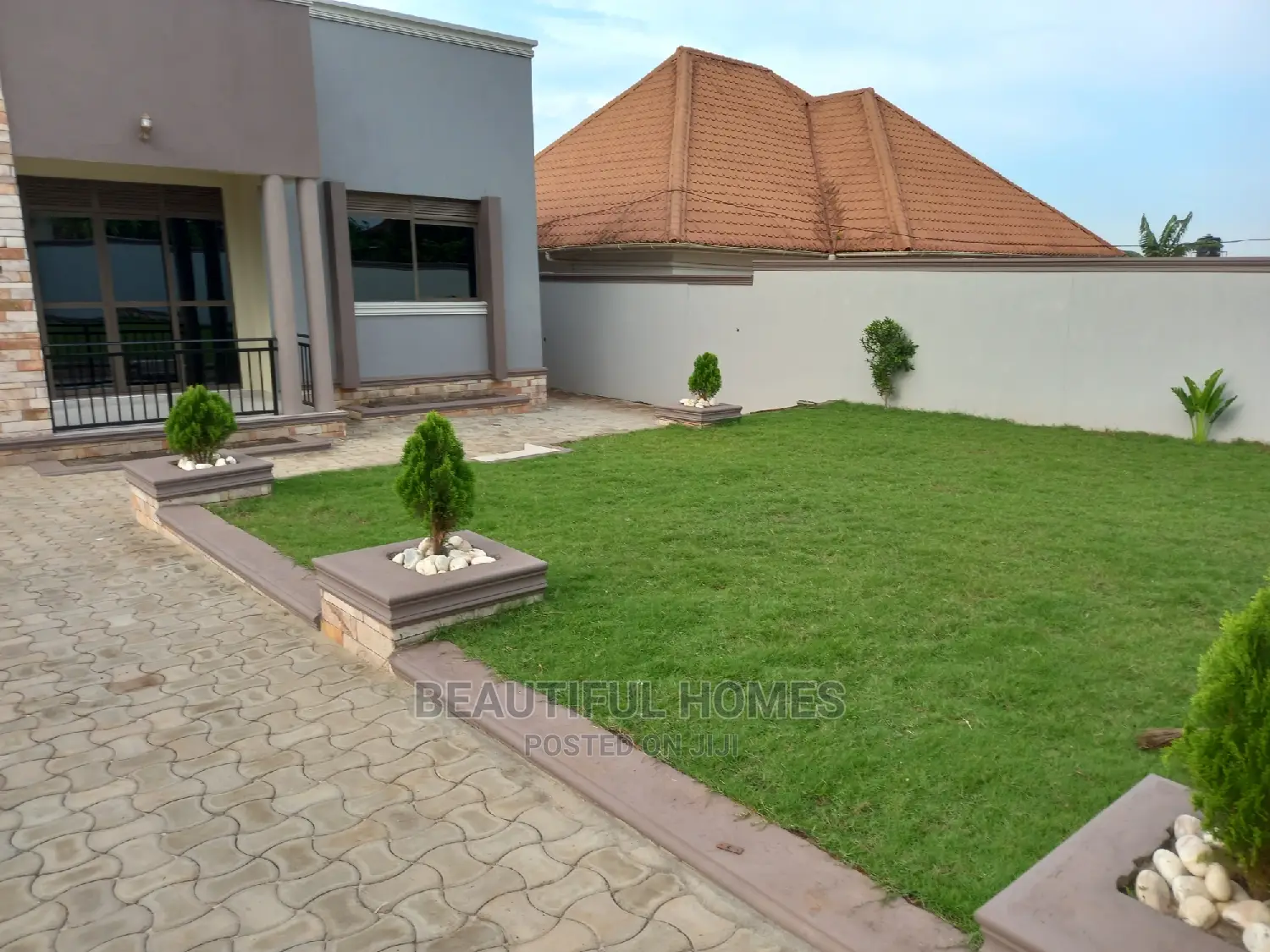 Furnished 4bdrm Bungalow in Kira, Central Division for Sale in Central Division