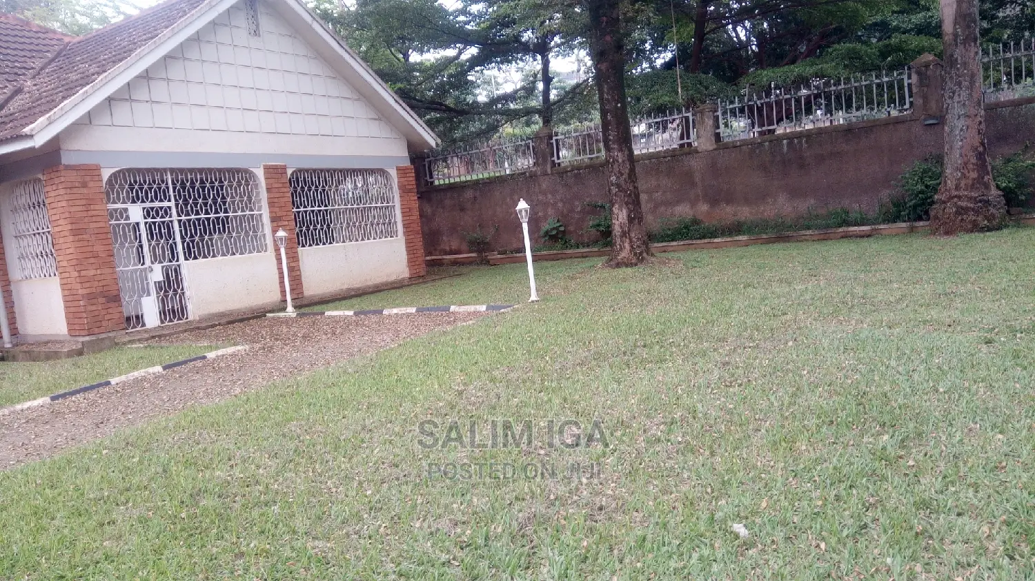 4bdrm Bungalow in Kololo Property, Central Division for Rent in Central Division