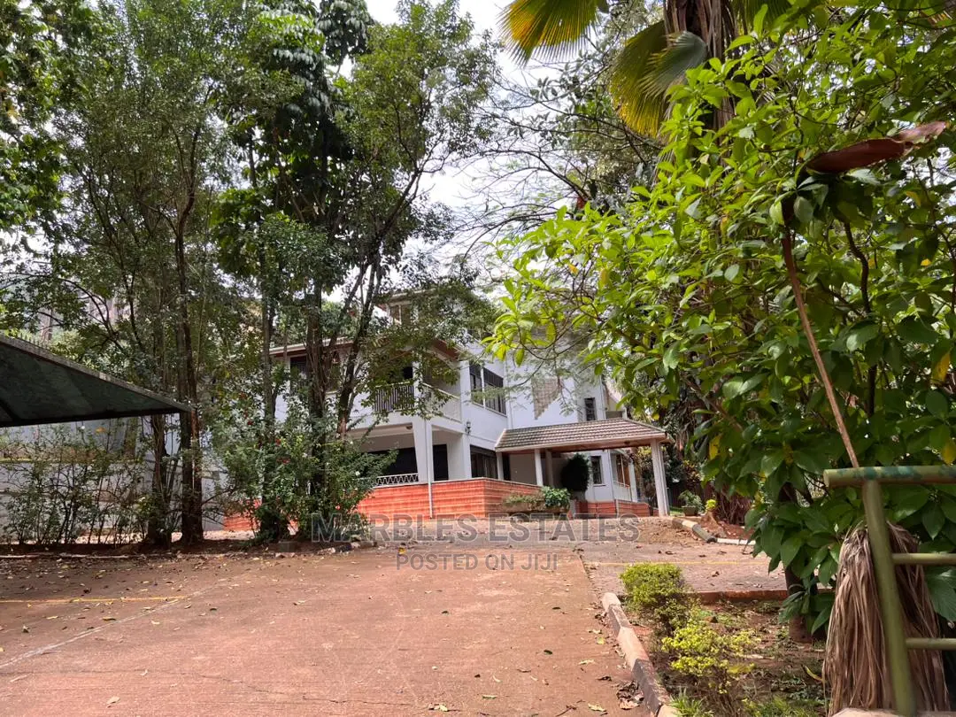 8bdrm House in Kololo, Central Division for Rent in Central Division
