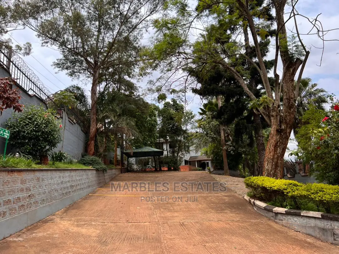 8bdrm House in Kololo, Central Division for Rent in Central Division