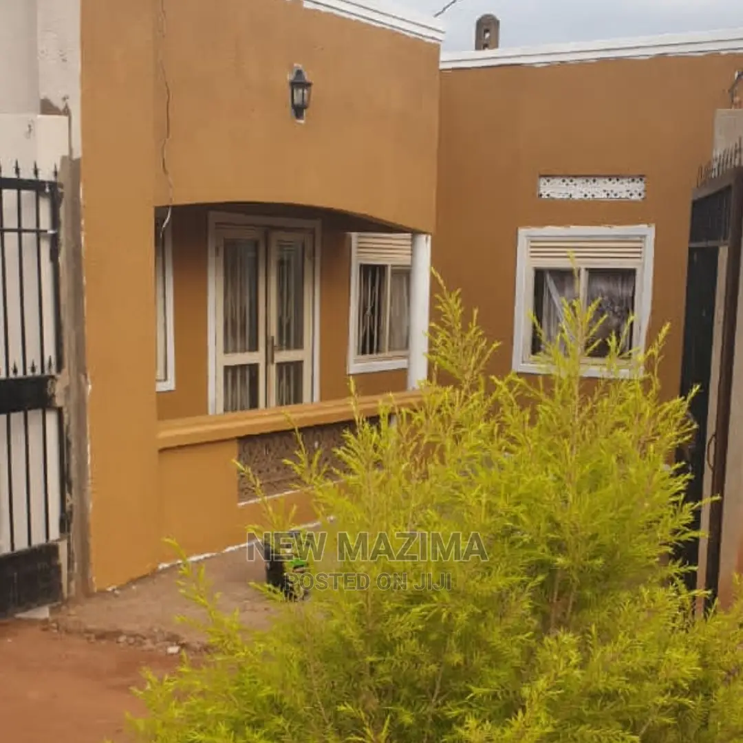 3bdrm House in Makindye Heights, Division a for Sale in Division A