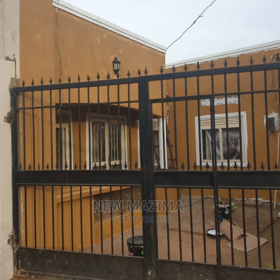3bdrm House in Makindye Heights, Division a for Sale in Division A
