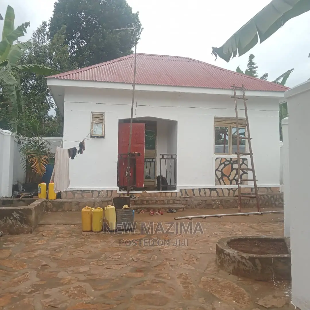 1bdrm House in Buloba Bulenga, Division a for Sale in Division A