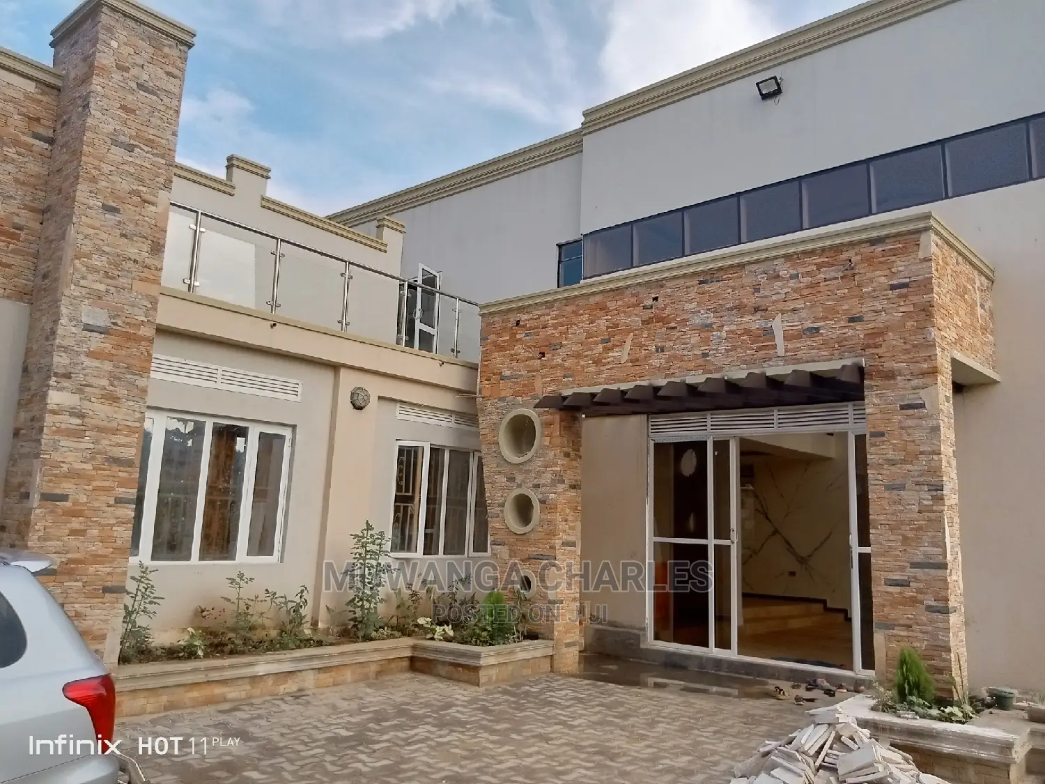 5bdrm Duplex in Fs Properties Ltd, Central Division for Sale in Central Division