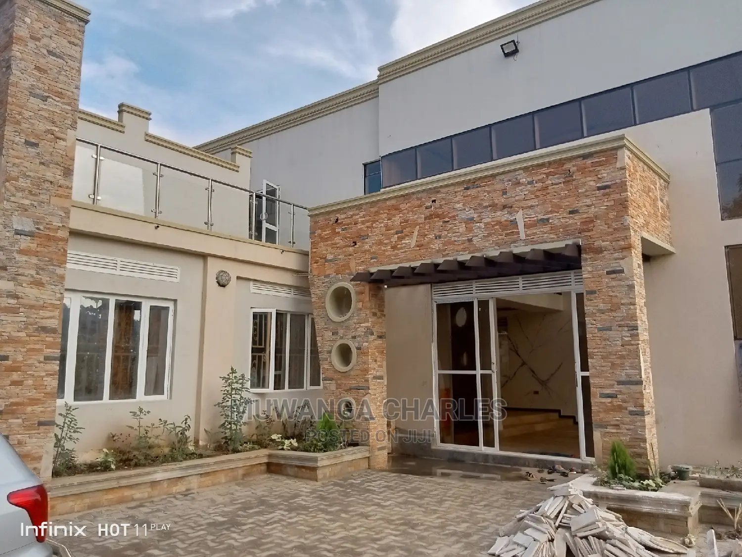 5bdrm Duplex in Fs Properties Ltd, Central Division for Sale in Central Division