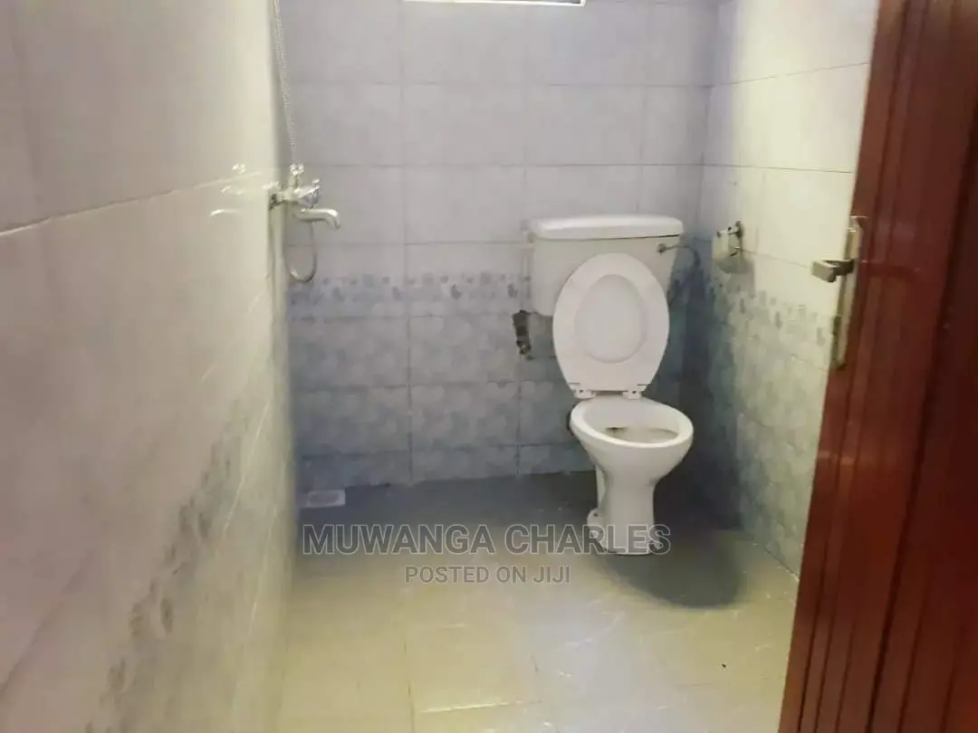 5bdrm Duplex in Fs Properties Ltd, Central Division for Sale in Central Division