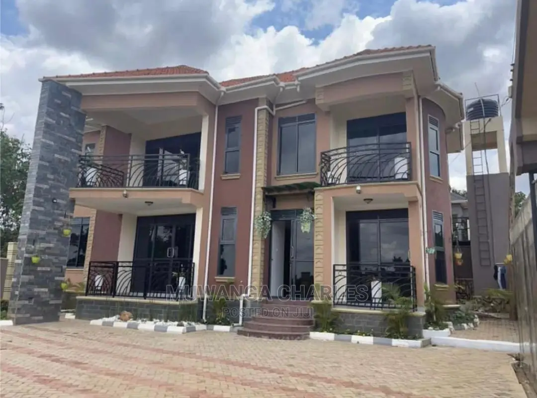 5bdrm Duplex in Fs Properties Ltd, Central Division for Sale in Central Division