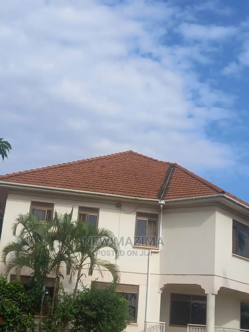 5bdrm Mansion in Buziga Heights, Division a for Sale in Division A