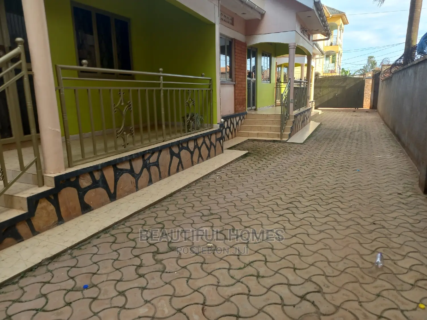 Furnished 2bdrm Apartment in Kyaliwajjara, Central Division for Sale in Central Division