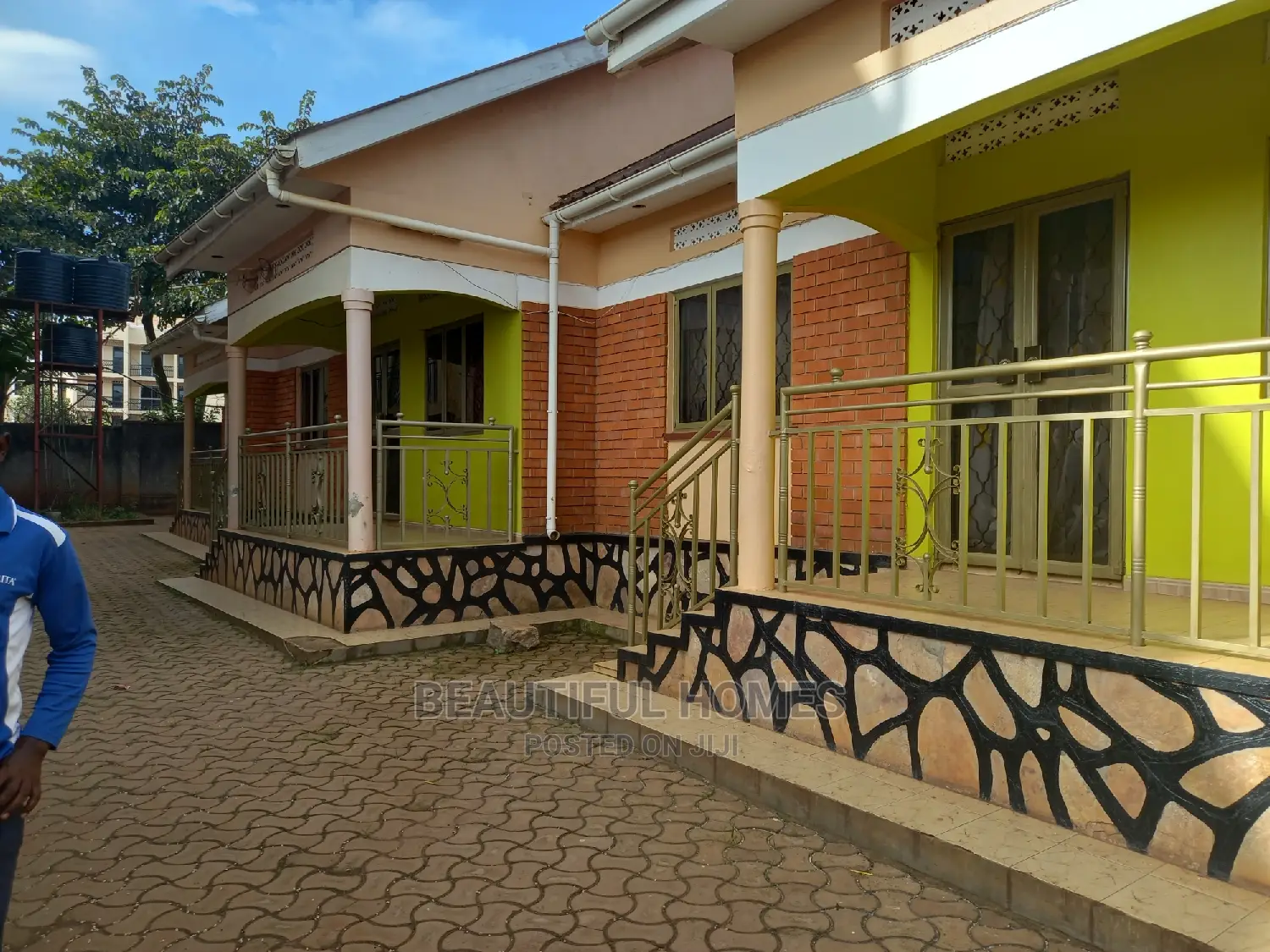 Furnished 2bdrm Maisonette in Kyaliwajjara, Central Division for sale in Central Division