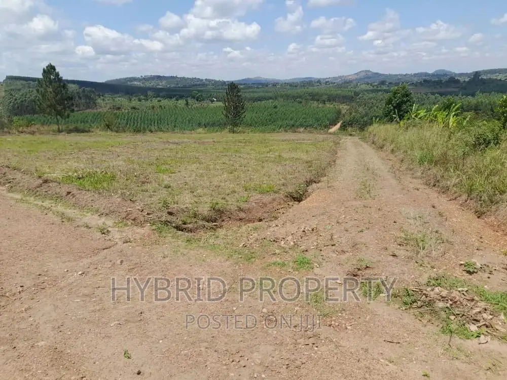 Plots for Sale at Simbamanyo~Kakiri II Land Estate~Hoima Rd in Kakiri
