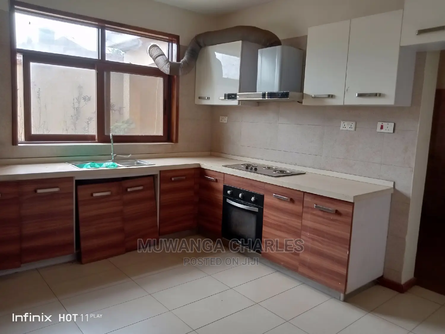 8bdrm Duplex in Fs Properties Ltd, Central Division for Sale in Central Division