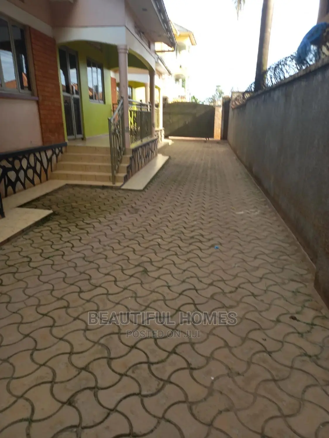 Furnished 2bdrm Maisonette in Kyaliwajjara, Central Division for sale in Central Division