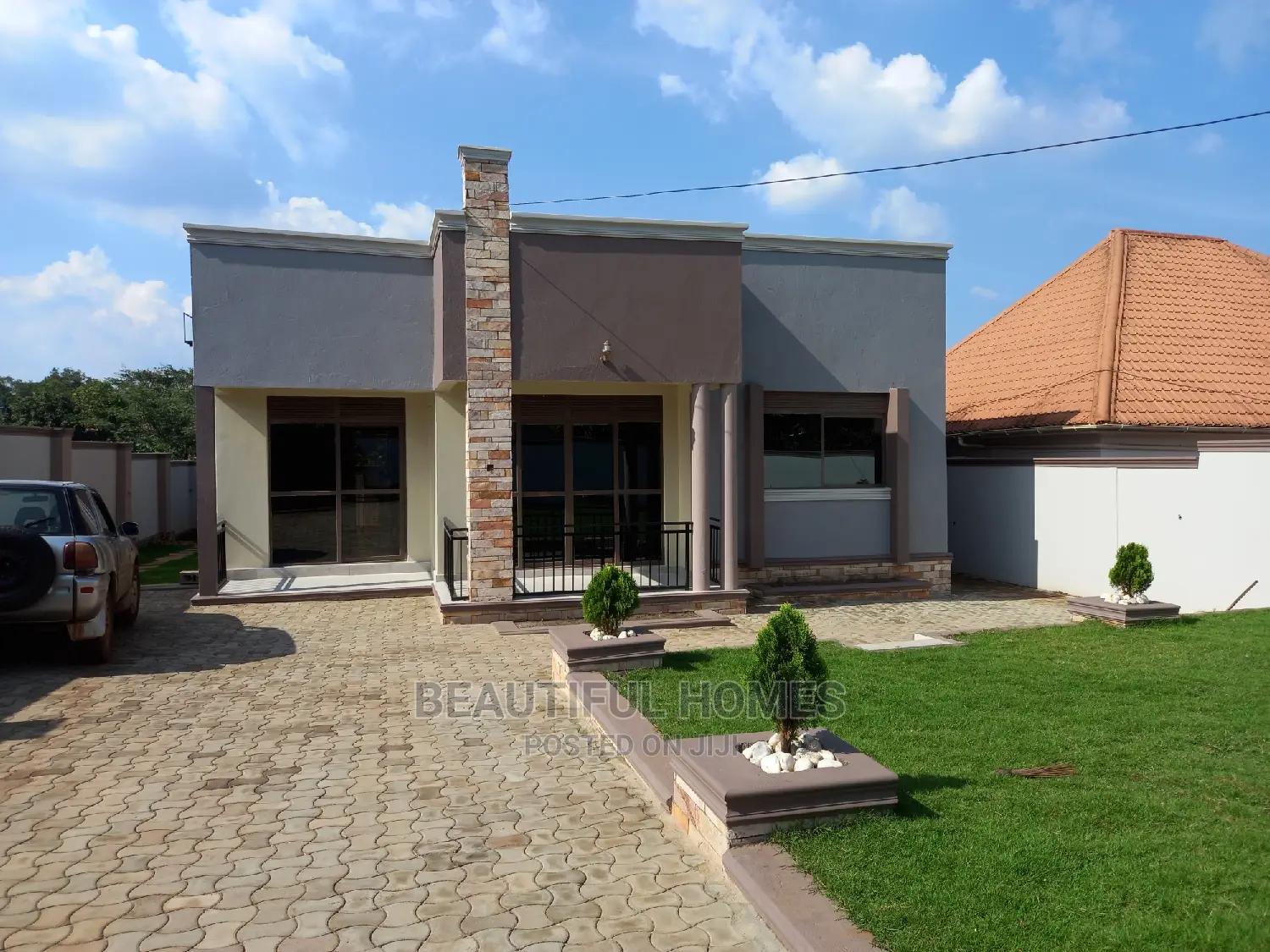 Furnished 4bdrm Bungalow in Kira for Sale in Kira