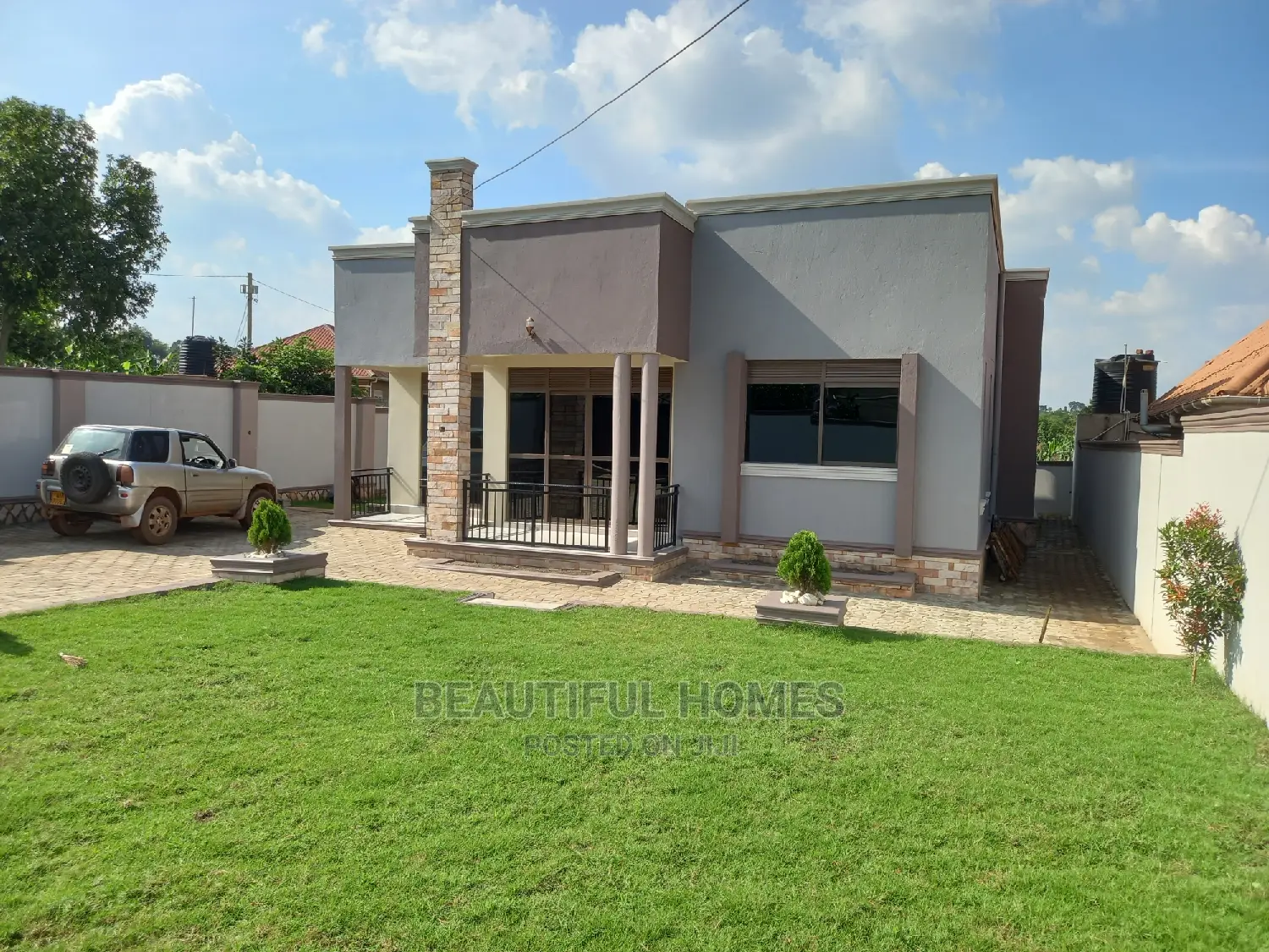 Furnished 4bdrm Bungalow in Kira for Sale in Kira
