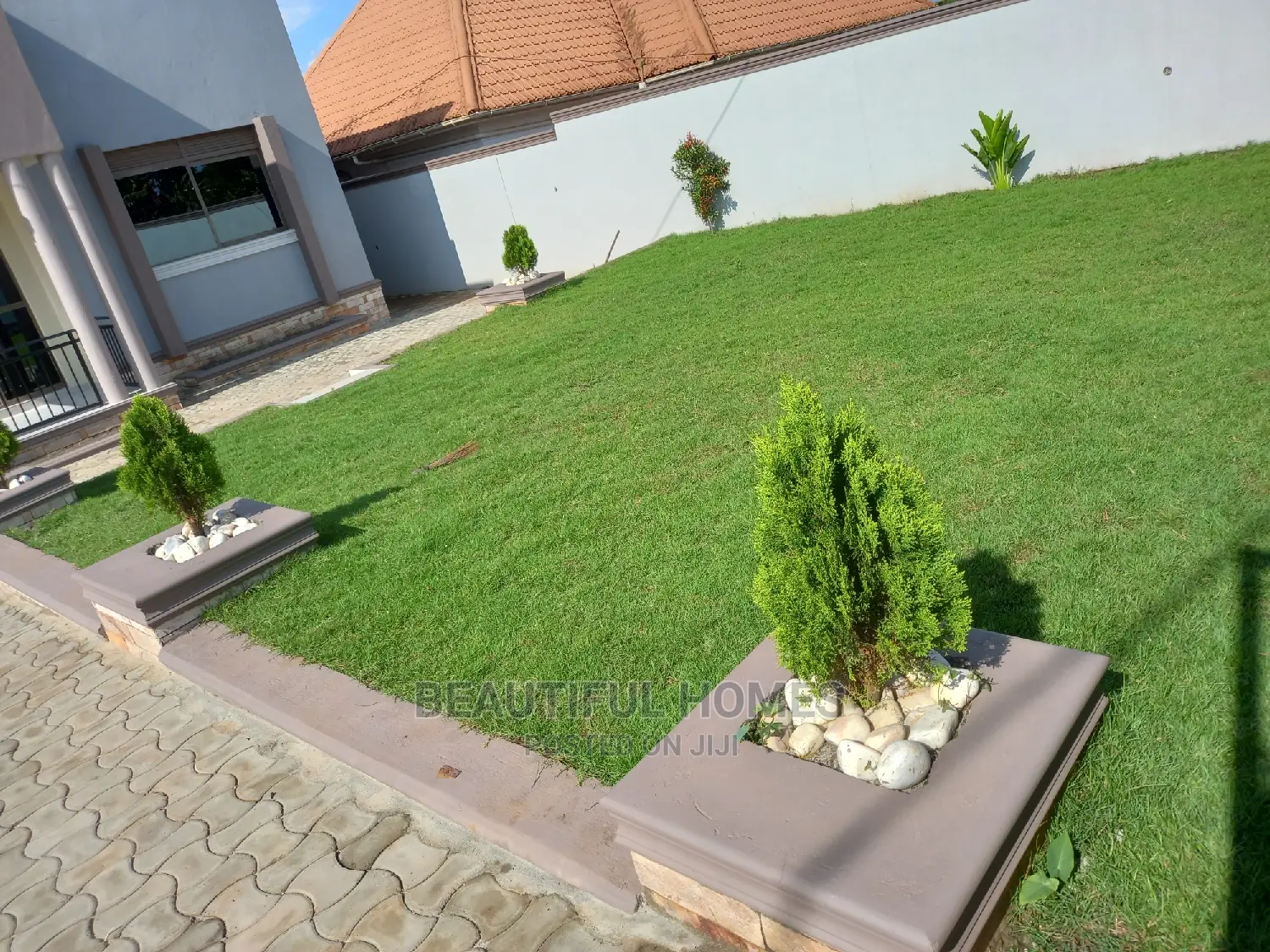 Furnished 4bdrm Bungalow in Kira for Sale in Kira