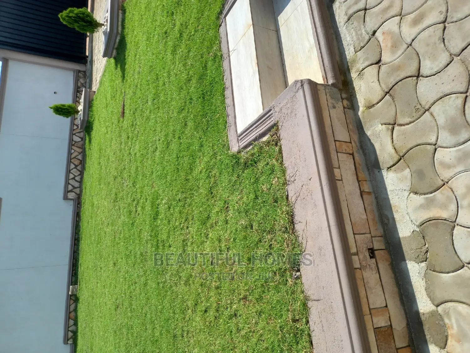 Furnished 4bdrm Maisonette in Kira for Sale in Kira