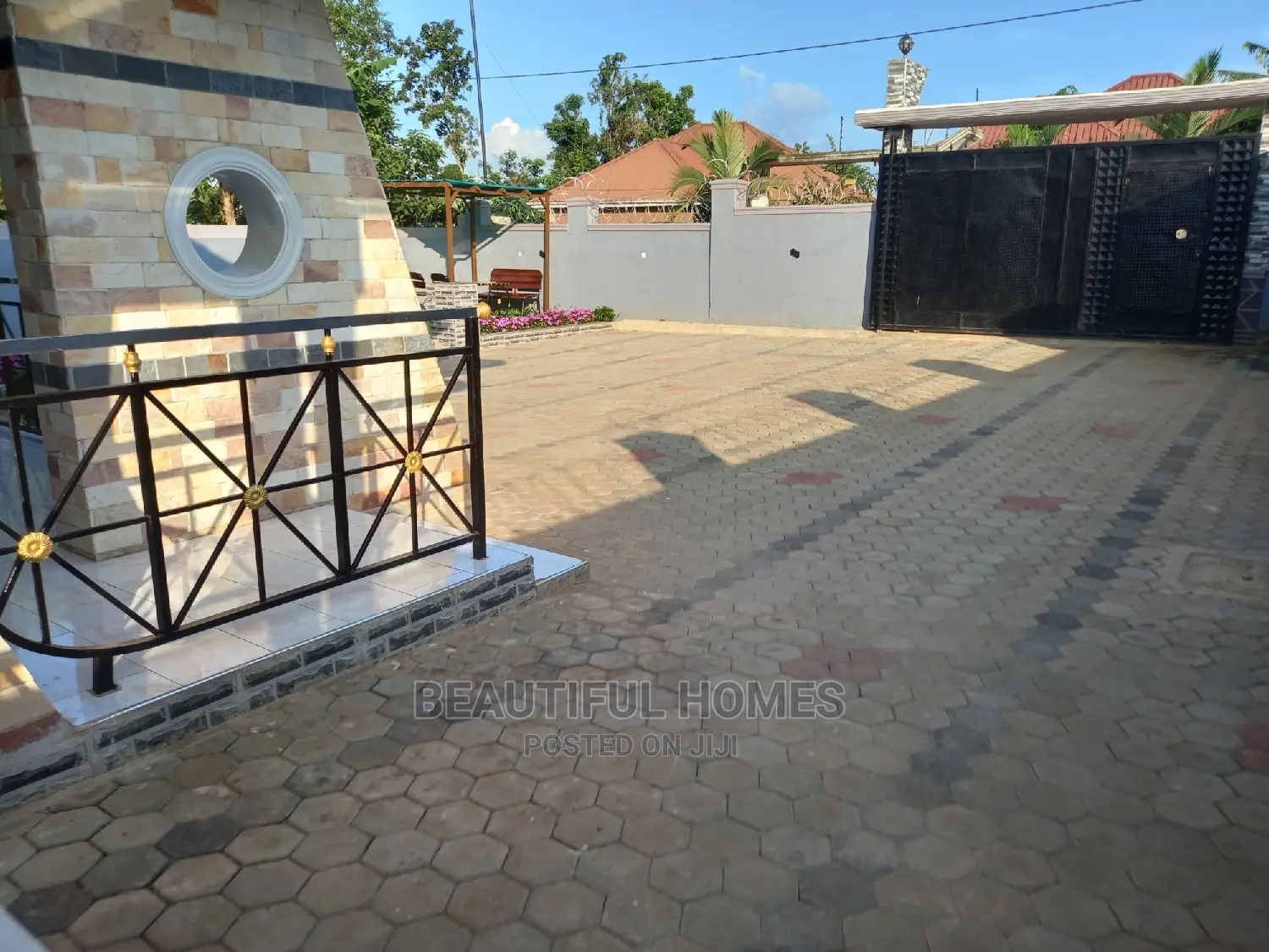 Furnished 4bdrm House in Kira, Central Division for Sale in Central Division