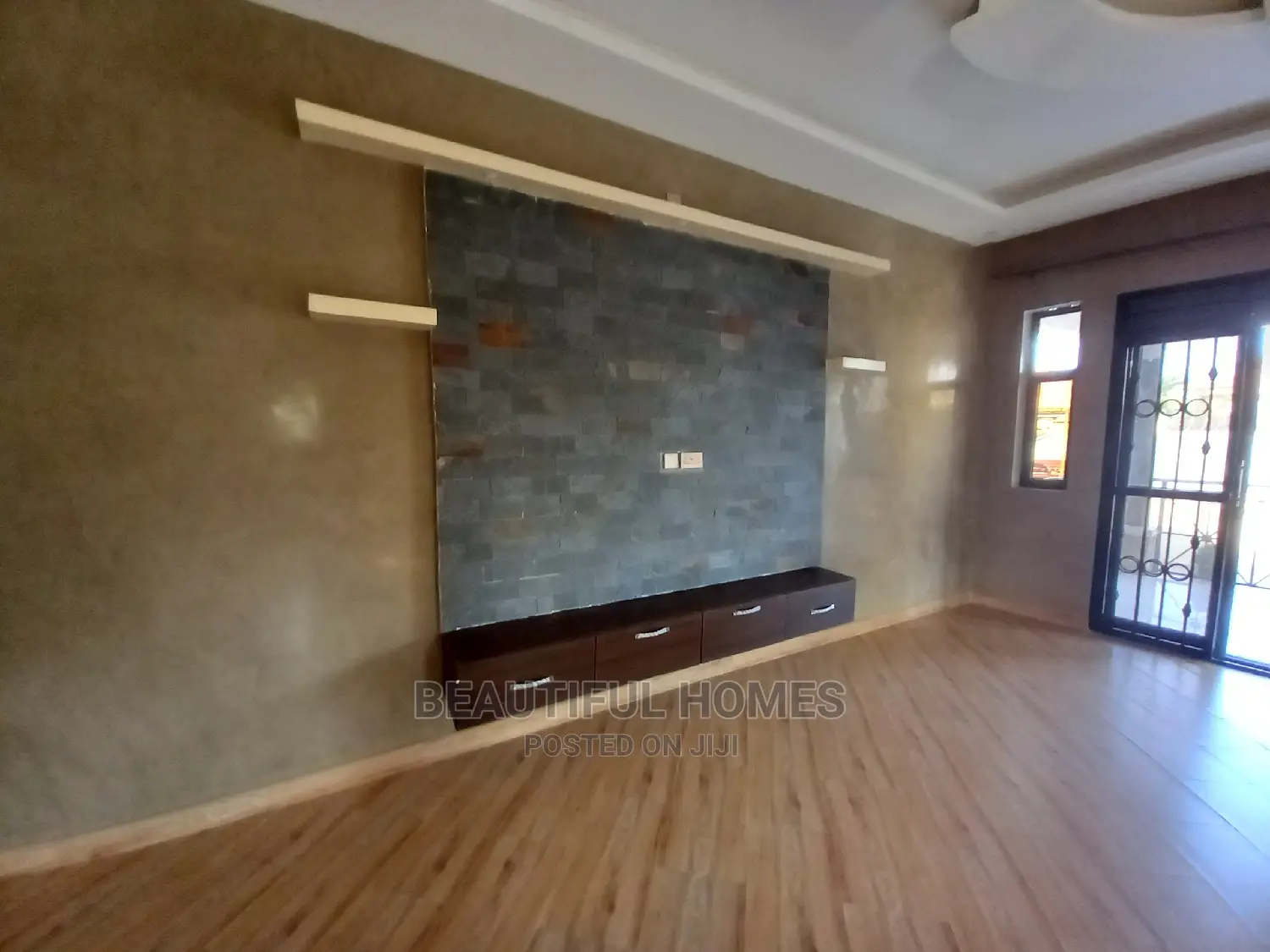 Furnished 4bdrm House in Kira for Sale in Kira