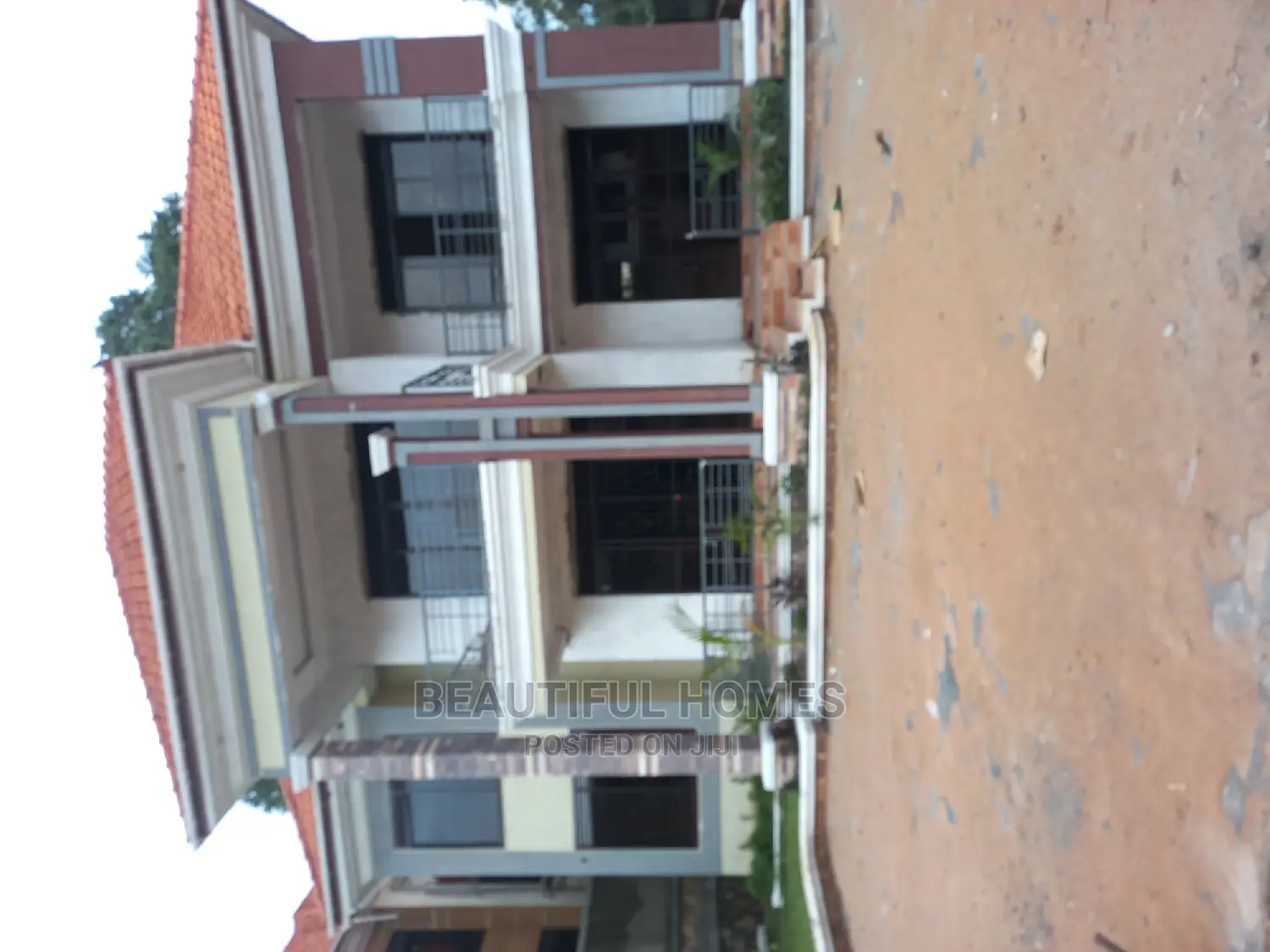 Furnished 6bdrm Duplex in Kisaasi, Central Division for Sale in Central Division