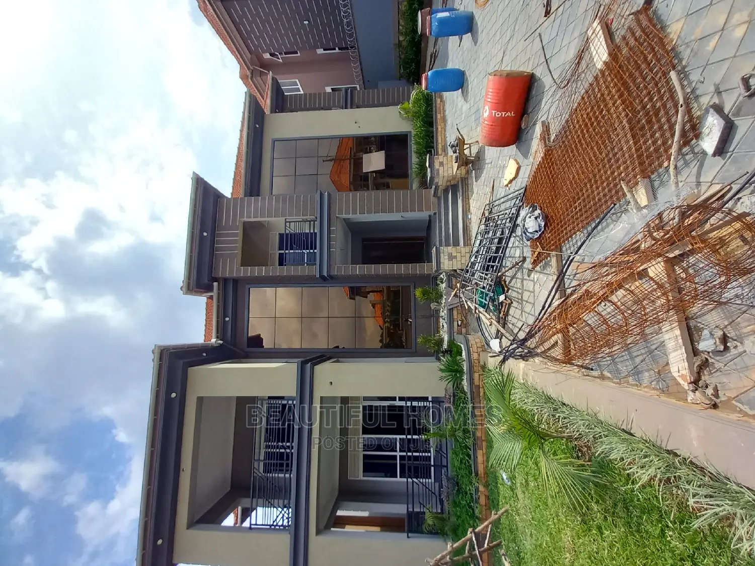 Furnished 6bdrm Mansion in Kisaasi Classy, Central Division for Sale in Central Division