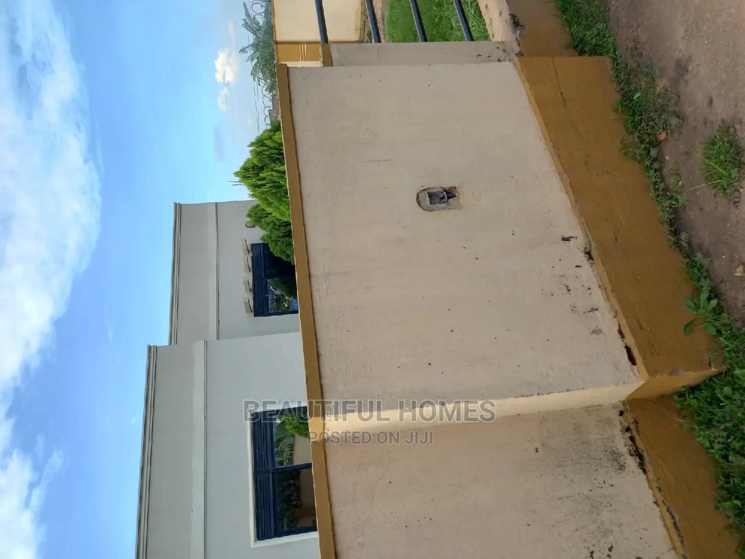 Furnished 3bdrm Villa in Kira for Sale in Kira