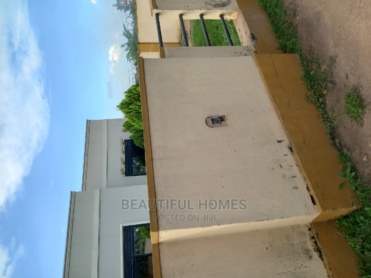 Furnished 3bdrm Villa in Kira for Sale in Kira